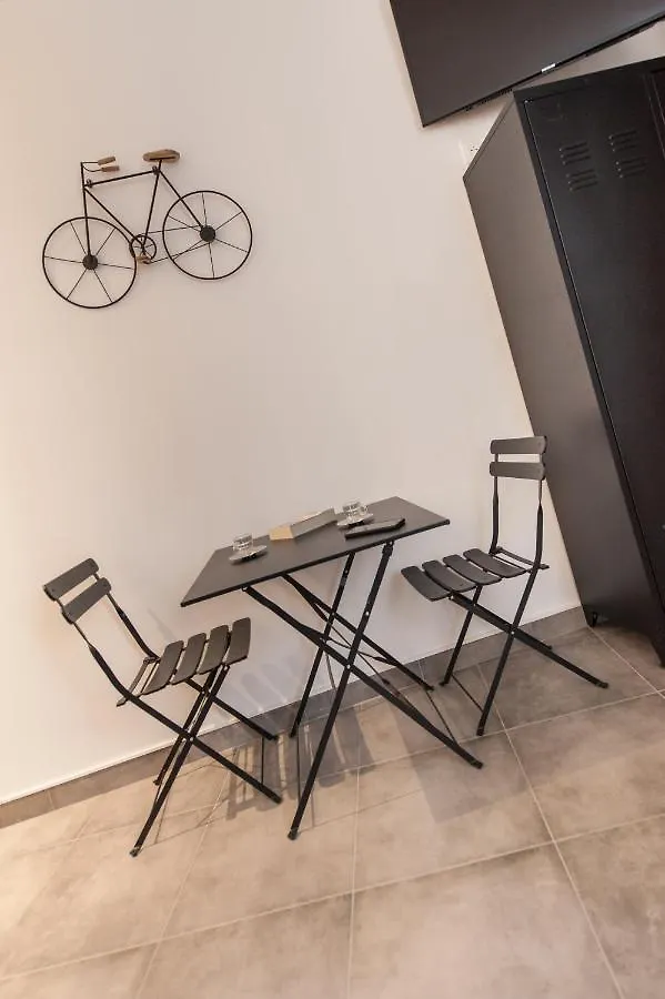 Apartment Les Princes Du Vieux Port - Central & Climatisation - Les Freres De La Loc' Marseille France